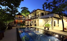 สุรินทรา รีสอร์ท